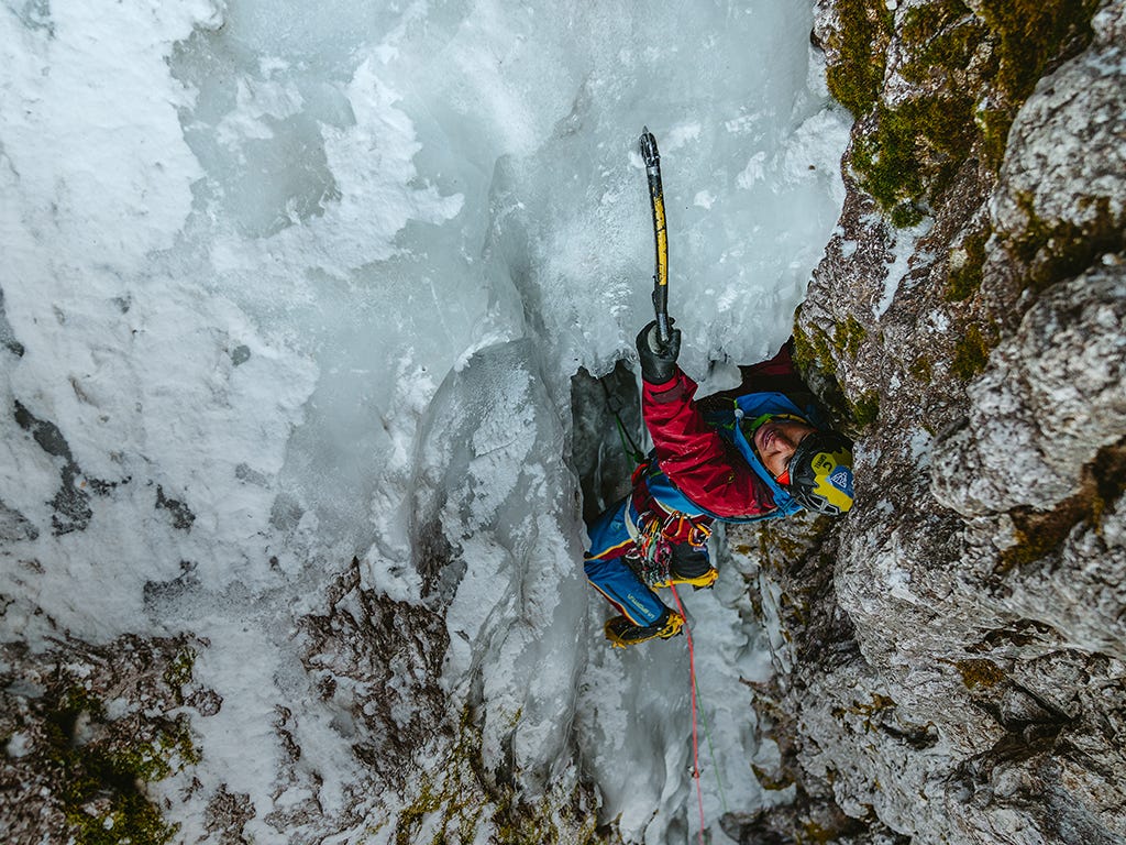 La Sportiva presenta Alpine Tech: la prima linea di abbigliamento per una montagna senza compromessi