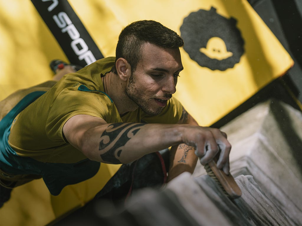 Elias Iagnemma: «el bouldering me hace sentir vivo; me encanta estar en sintonía con la naturaleza, su olor a musgo y la piedra limpia»