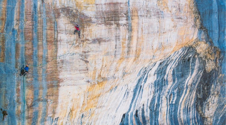 The Art of Climbing. Kilian Fischhuber on Headless Children