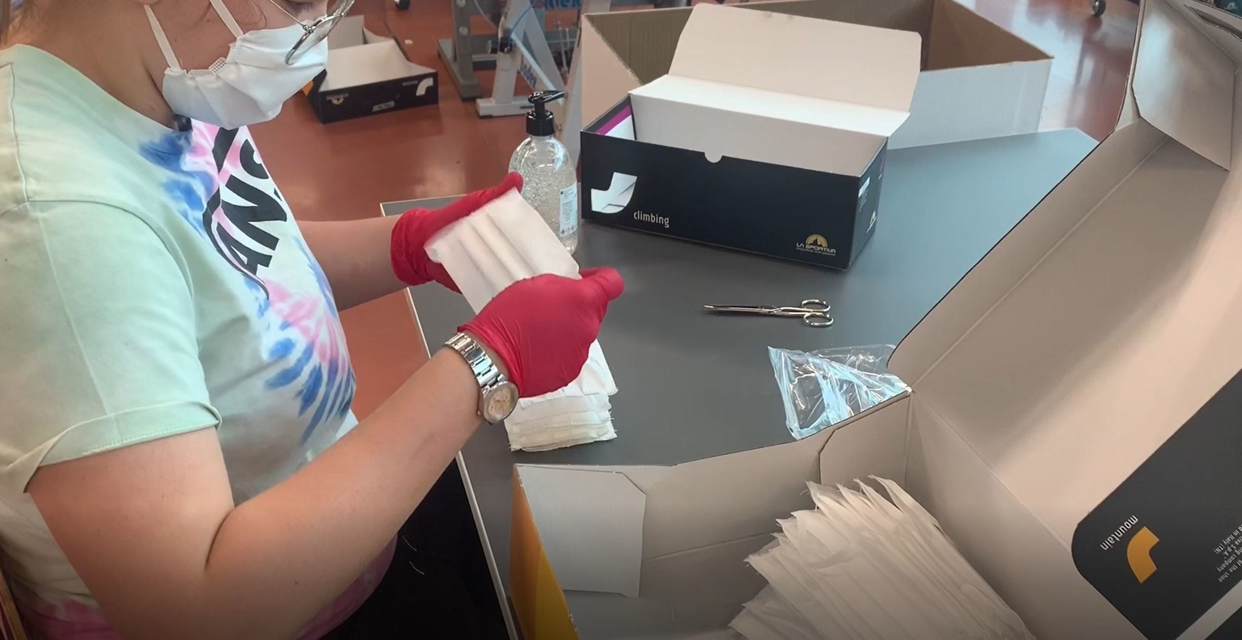 La Sportiva: eine erste Produktion von 55.000 Gesichtsmasken für den Zivilschutz von Trento